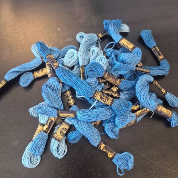 Quilt Blocks for Hand quilting, Vintage 1980, 12 squares, 22 embroidery floss - Picture 3 of 12